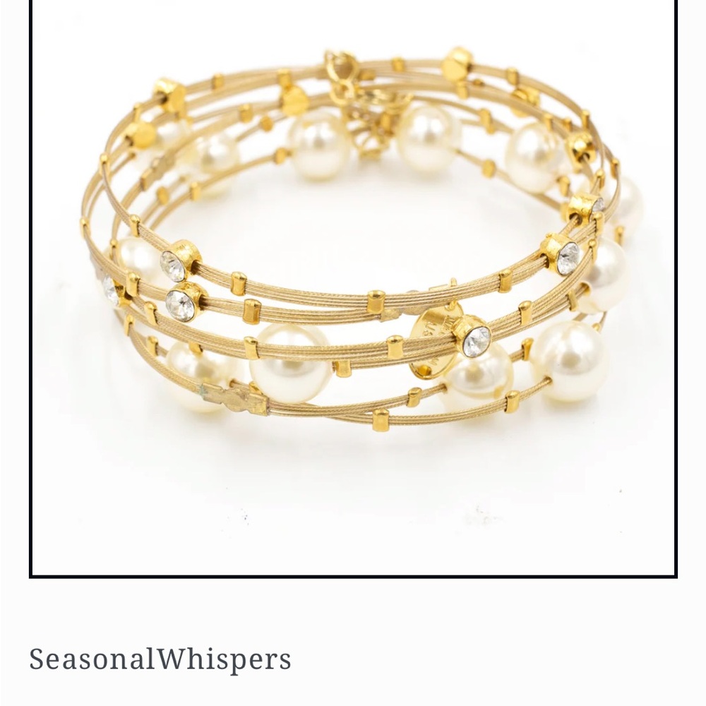 Seasonal Whispers (2) Gold and Pearl Bracelet
